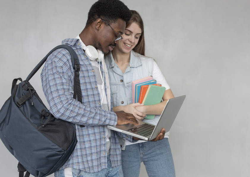 Quelle différence entre un Bachelor et une Licence ?